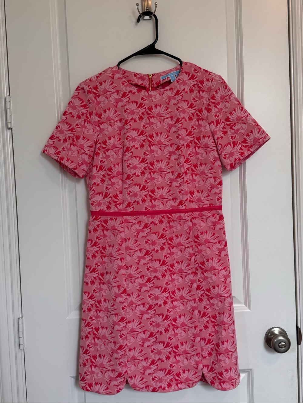 Draper James Hot Pink Floral Short-Sleeve Scallop Hem Dress
